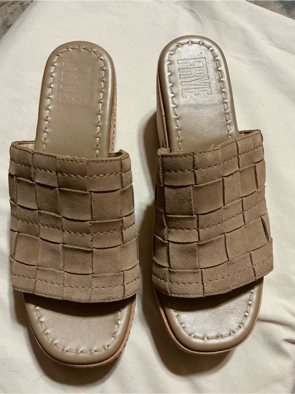 FRYE Woven Suede Slide Sandals in Tan Size 10